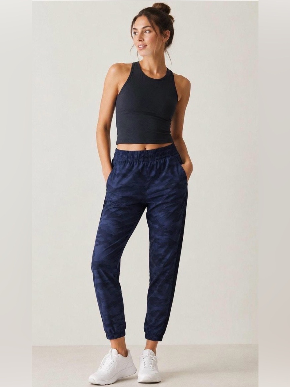 Athleta Brooklyn Jogger size 4 Blue camo